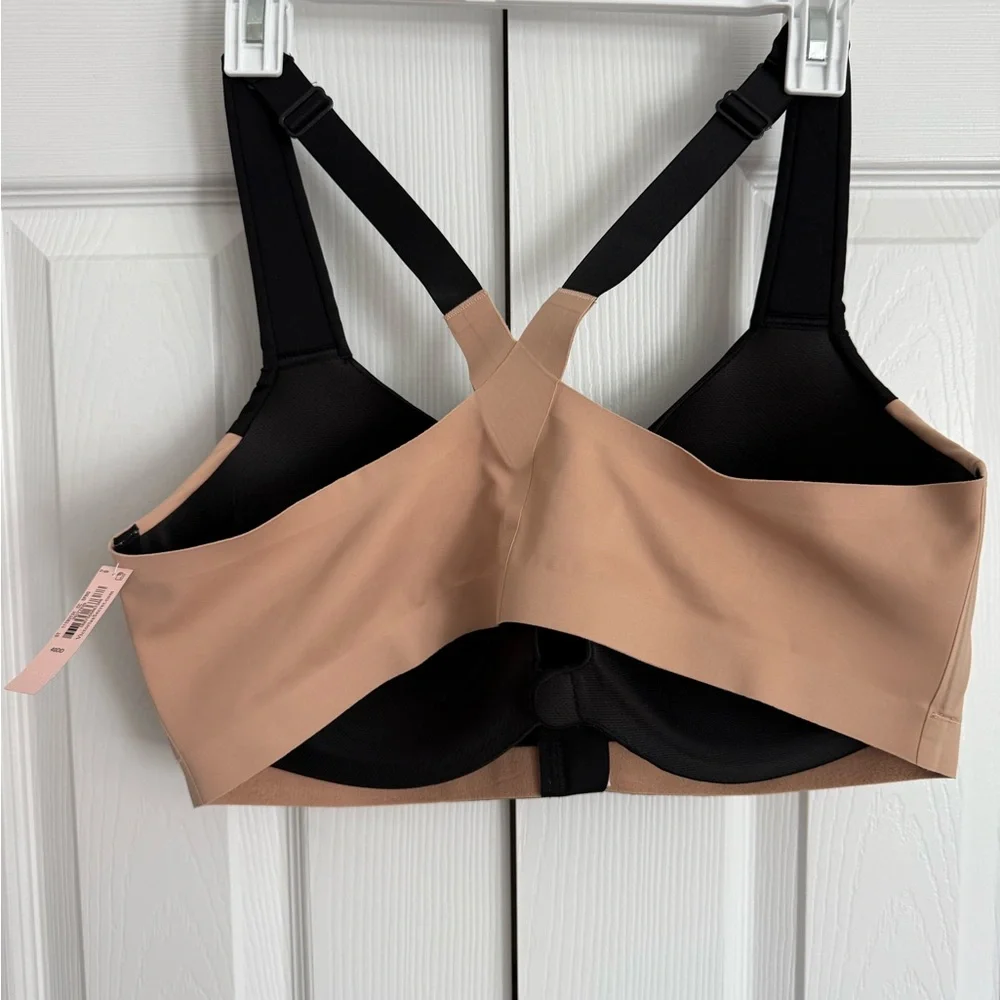 VS Knockout Maximum Support Front-close Sports Bra - Black and Tan - Picture 2 of 2